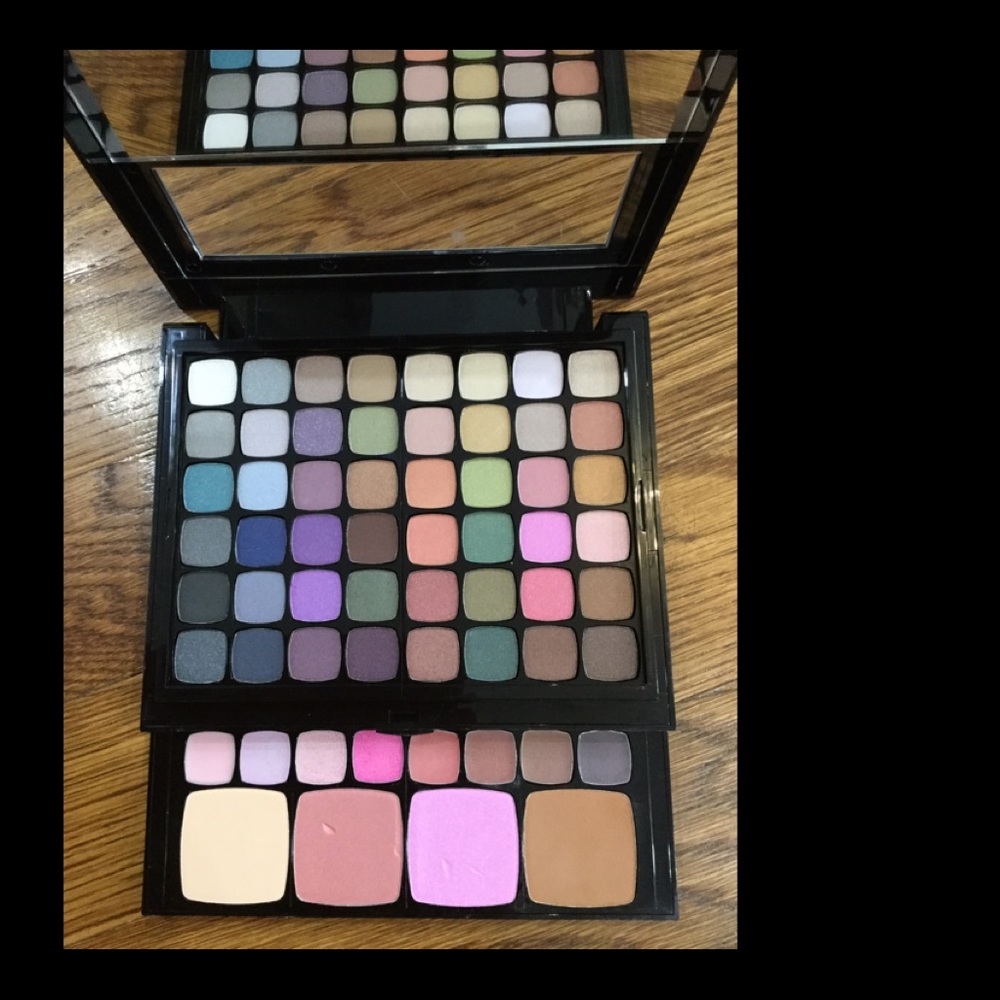 Deborah Milano Eyeshadow set